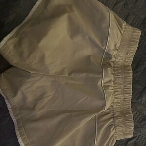(LIKE NEW) Beige/khaki athletic shorts